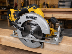 DEWALT DCS391 Circular Saw