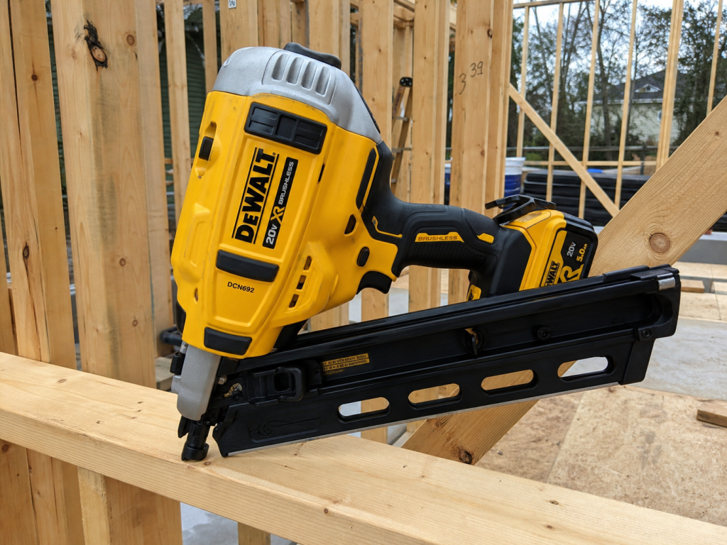 DeWalt DCN692 Cordless Framing Nailer