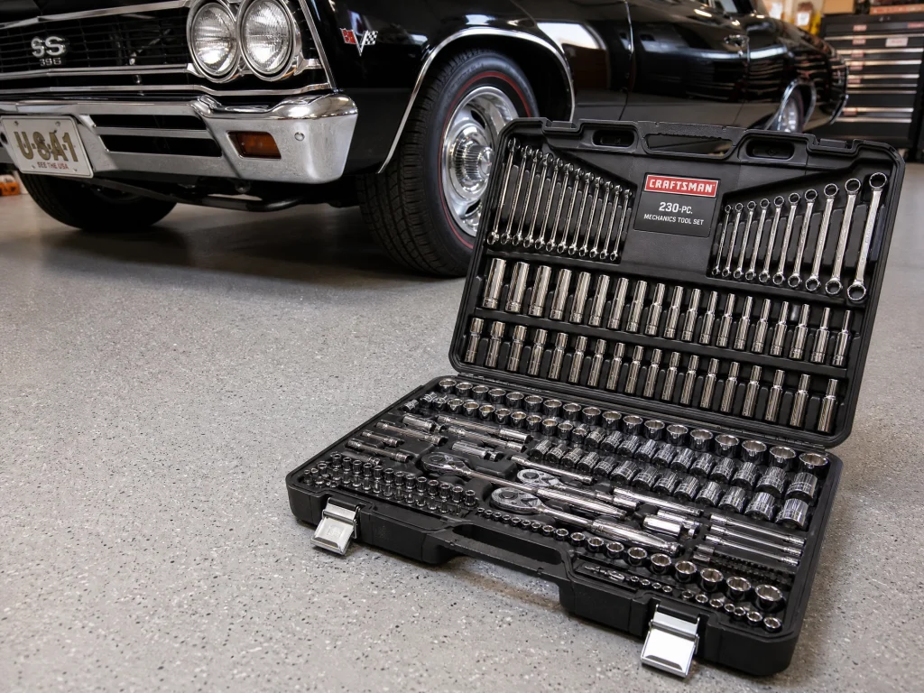 Craftsman 230-Piece Mechanic's Tool Set